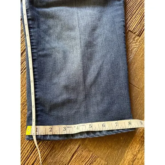 Democracy “Ab” technology Bermuda Style Denim Shorts - Picture 5 of 6